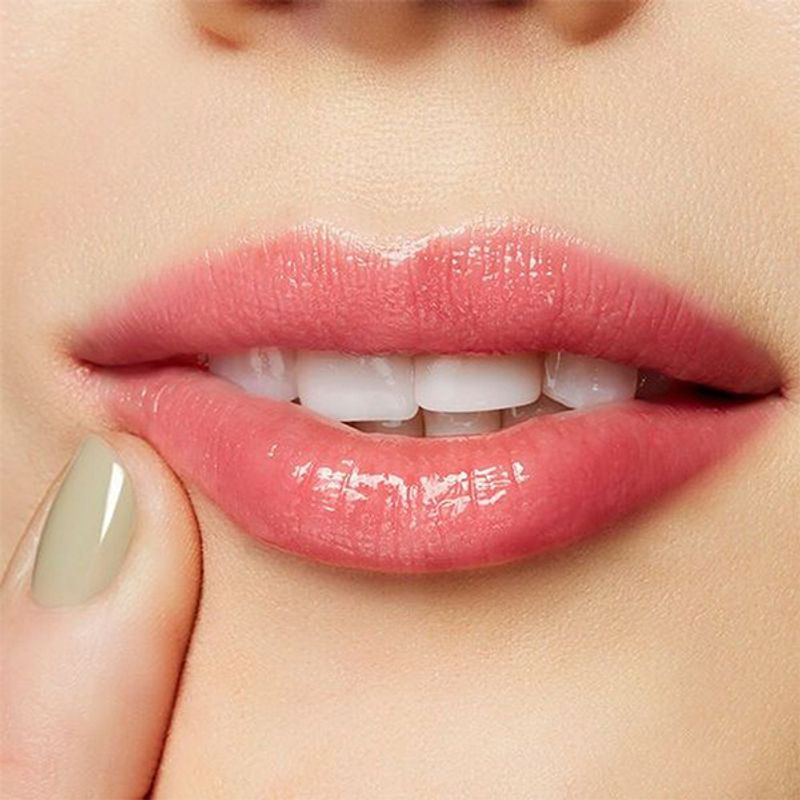 Brillo de Labios Lip Gloss - Blush-Bar │ Maquillaje y Cuidado de Piel