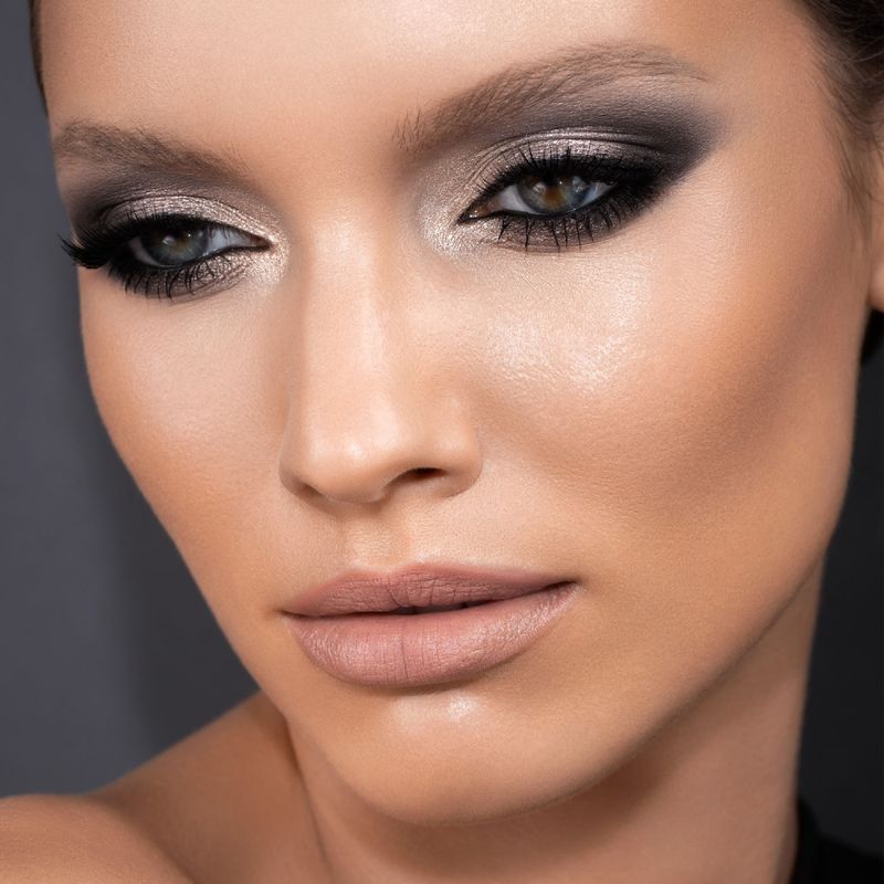 Paleta-de-Sombras-Glam-Eyeshadow-Palette