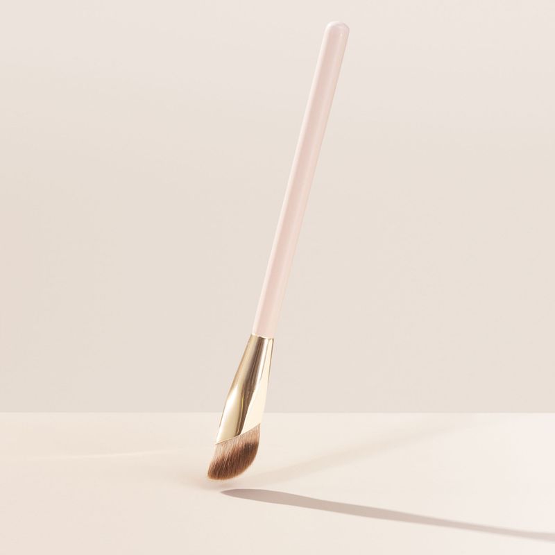 Brocha-para-Corrector-Liquid-Touch-Concealer-Brush_3