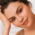 Corrector-Liquid-Touch-Brightening-Concealer---110n_4