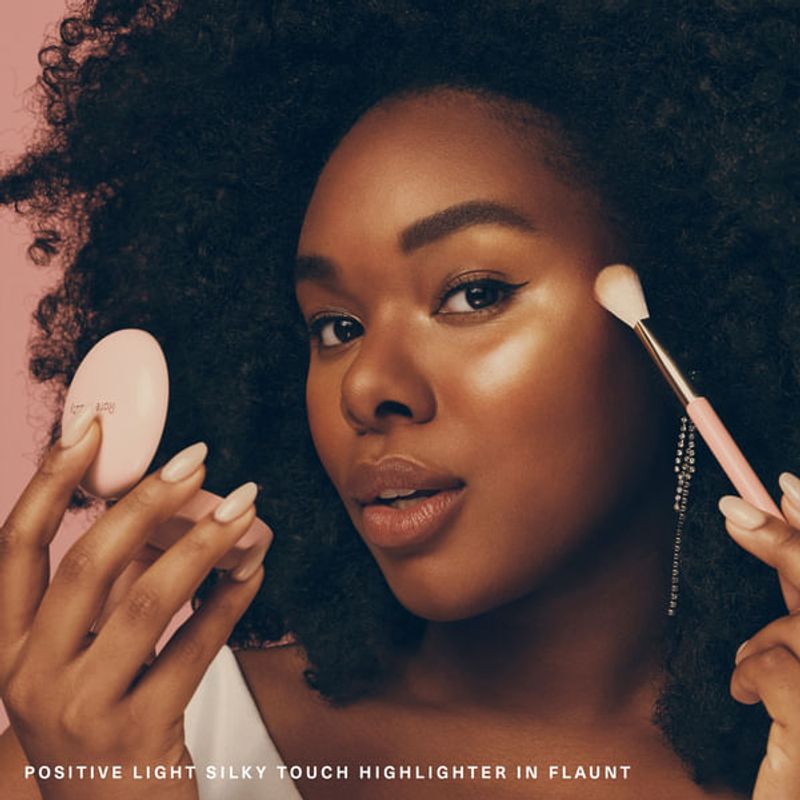 Iluminador-Positive-Light-Silky-Touch-Highlighter---Flaunt_7